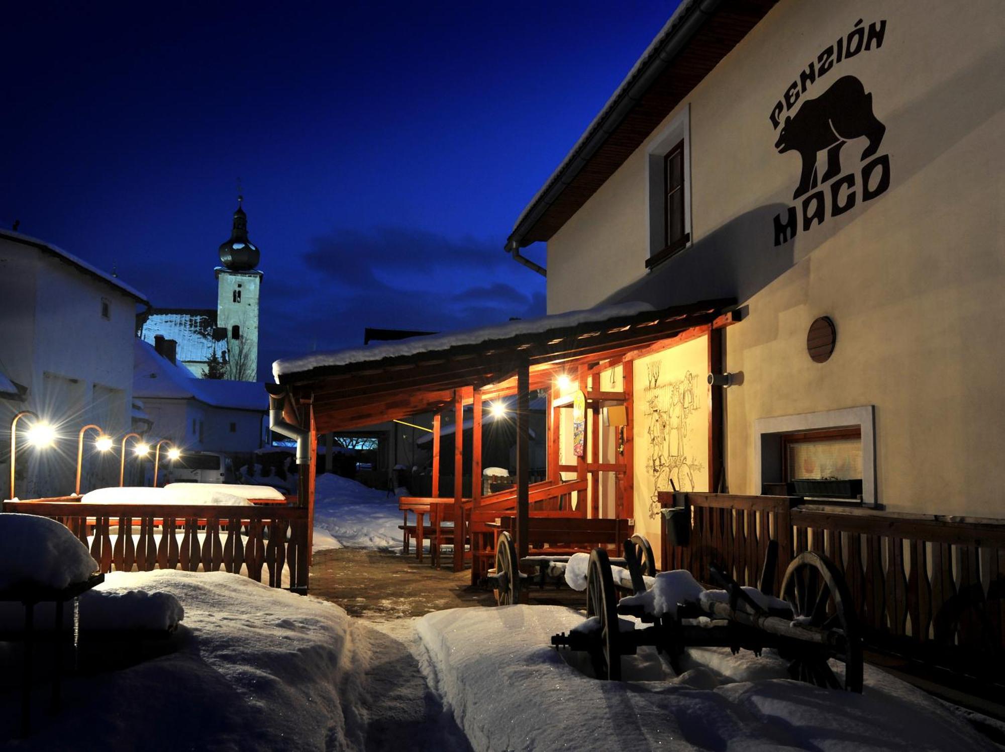 Penzion Maco Hotel Liptovsky Jan Exterior photo